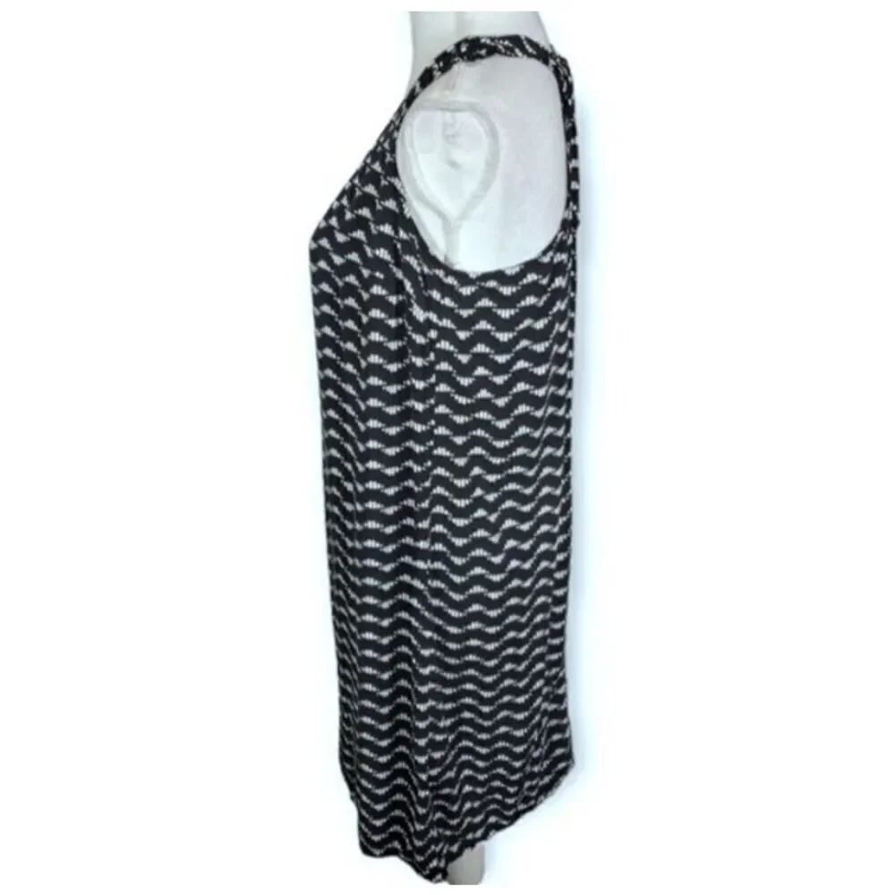 OLD NAVY BLACK & WHITE DRESS SZ.M EUC.